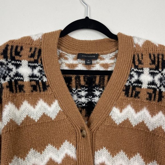 Ann Taylor Woman's‎ Sz XS Brown and Black Fair Isle Boyfriend Cardigan Sweater - Picture 2 of 10